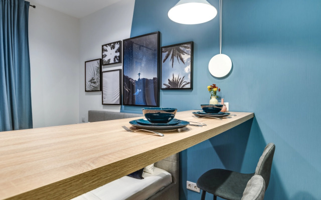 Apartamenty Studiya s Balkonom Art-Aparty u Ekspoforuma