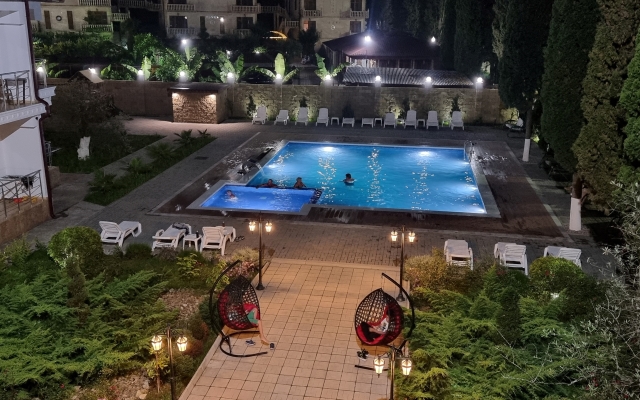 Tsarskaya Alleya Hotel