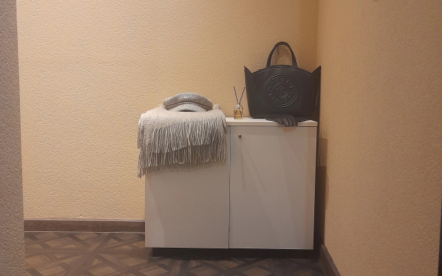 Квартира на Пр Микрорайон  Горняк Д 22