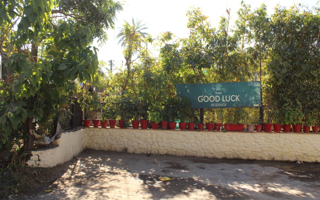 Good Luck Residency Hotel