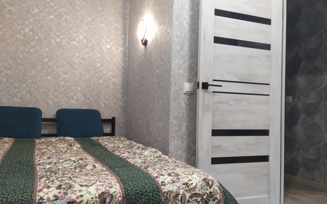 Апартаменты на Бирюкова 16