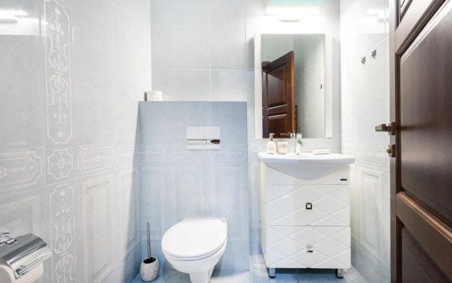 Ansi Akter Gelaksi Apartments