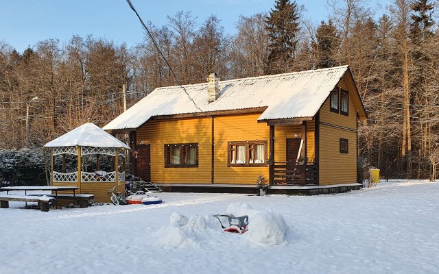 Tarhovka Guest house