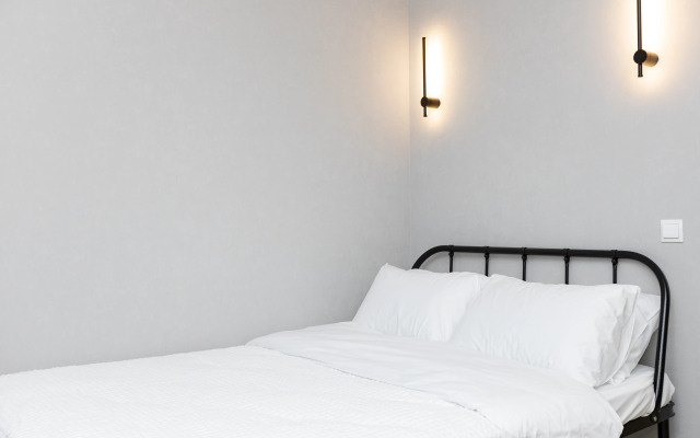 Квартира стильная студия рядом с метро Горки