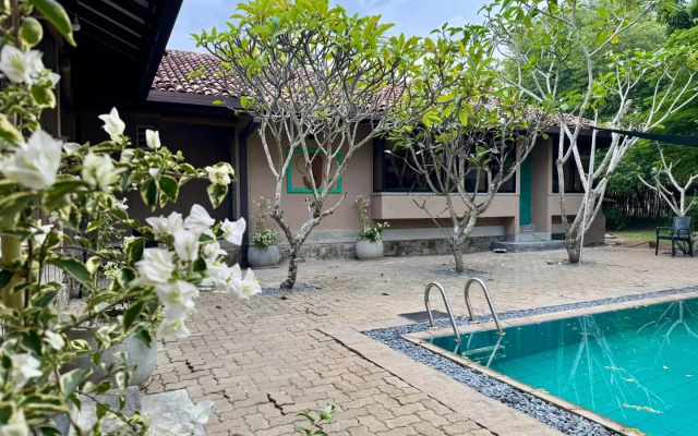 Cosy Villa Yala Villa