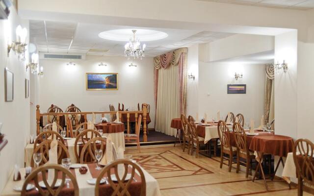 Pechora Hotel