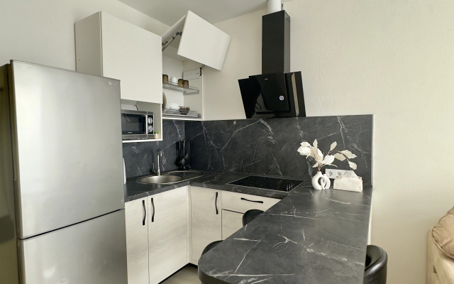 Na Bryanskoy 18 Flat
