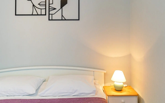 Na Krasnoarmeyskoy 24А Flat 3-room