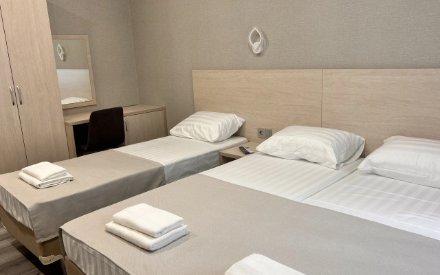 Khristina Guest house