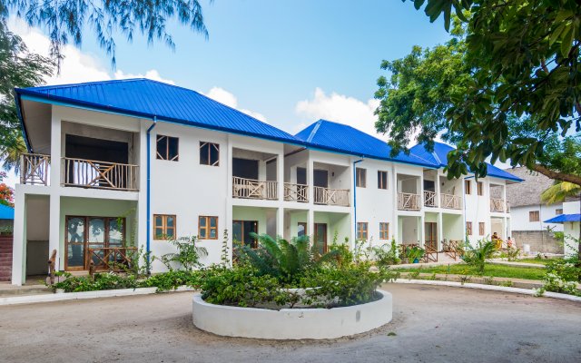 Five Palms Hotel in Uroa, Tanzania from 164$, photos, reviews - zenhotels.com