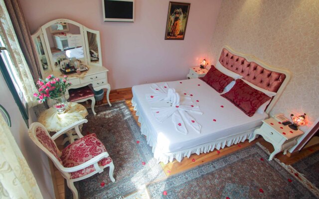 Esans Hotel