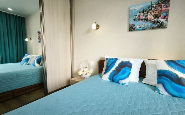 Dvukhkomnatnye Komfort V Rybnoy Derevne Apartments