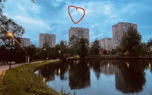 Uyutnaya Odnushka Okolo Vody I Parka Flat