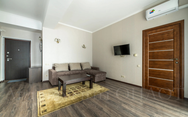 Oplot - Vidovye s odnoj spal'nej i balkonom 4 Apartments