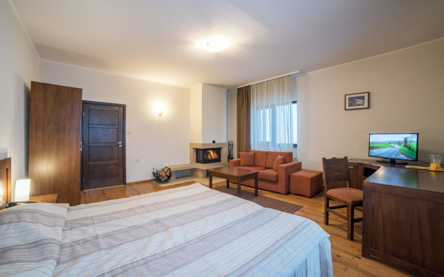 Smilen Hotel
