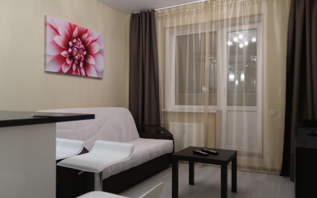 Comfy Place Lesnaya 2B Apartments