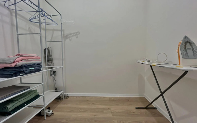 1-Kom Alkhimovskaya 1/1-76 Kakdoma Moskva Flat