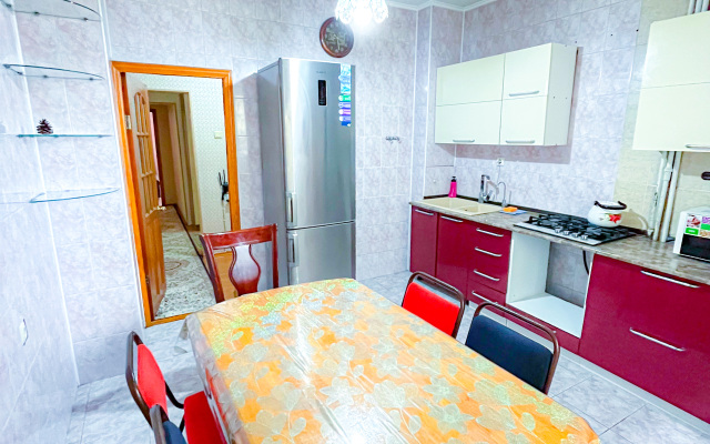 3 rooms Mamyr 7 Flat