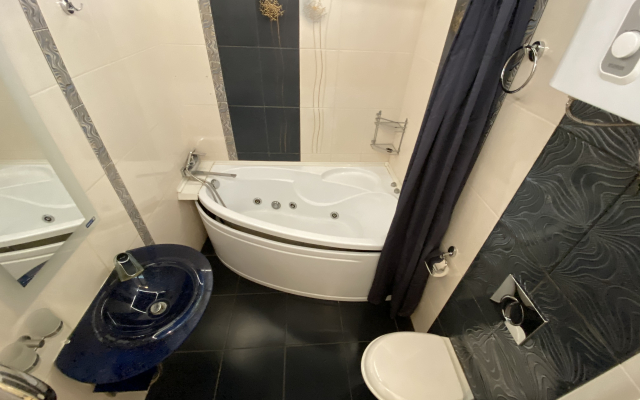 V Tsentre Pyataya Avenyu Apartments