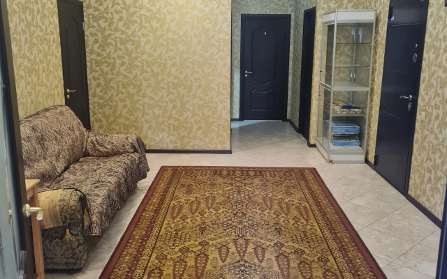 On Malaya Sadovaya 11 Guest House
