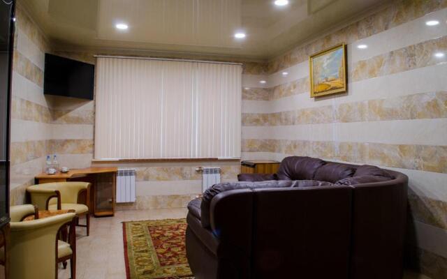 Bakkara Complex Hotel
