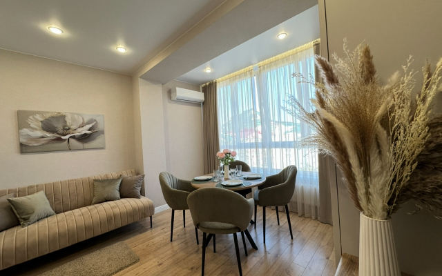V Tsentre Zheleznovodska Flat