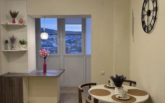 Stilnaya V Elitnom Dome Flat