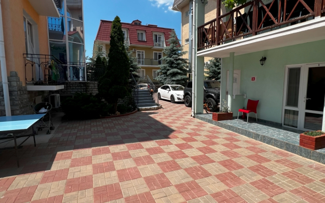 Отель Феникс