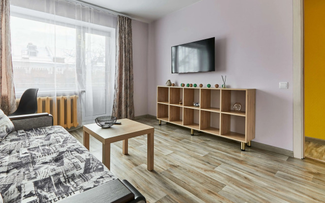 Na Suvorovskoy 3k4 Flat