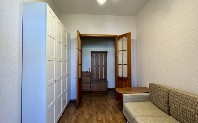 Na central'noj naberezhnoj Flat