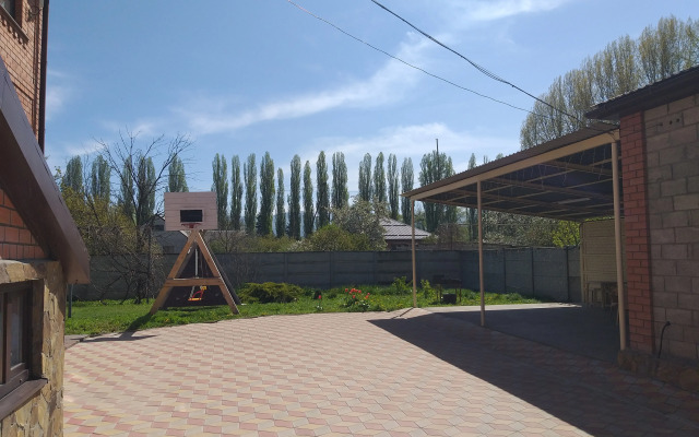 Mozhzhevel'nik Guest House