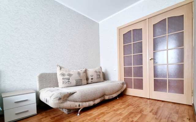 Standart s Dvumya Komnatami Apartments