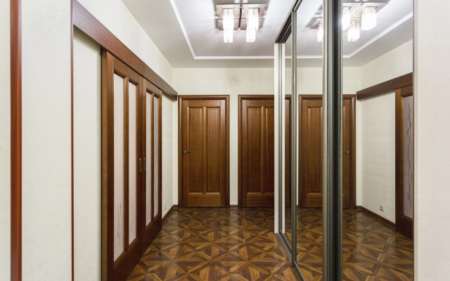 Na Yubileynoy 30 Flat