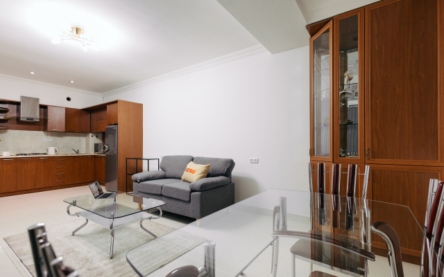 Apartamenty 1br/near Opera/sunset View/self Checkin/keygo 21