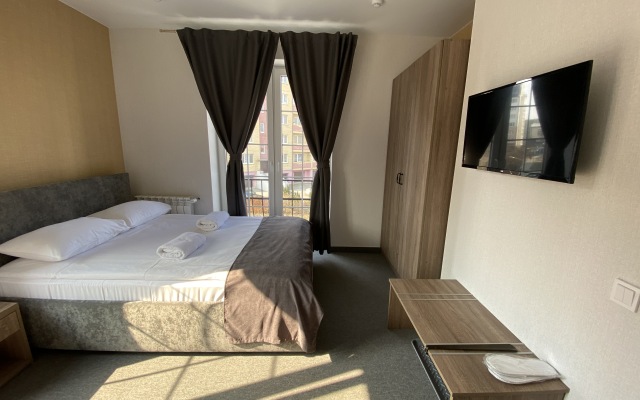 Astra Guest house