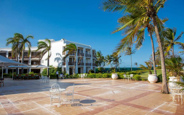 Golden Tulip Dar Es Salaam Hotel