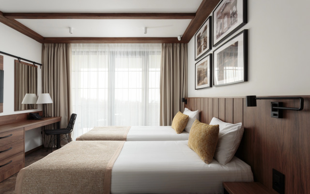 7 Kiparisov Hotel