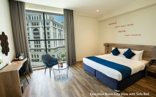 Grand Kingsgate Waterfront By Millennium Hotel