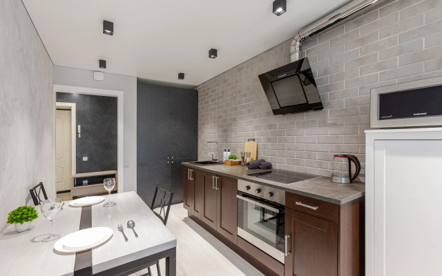 Квартира Уютная 1-к в географическом центре на Панова 50