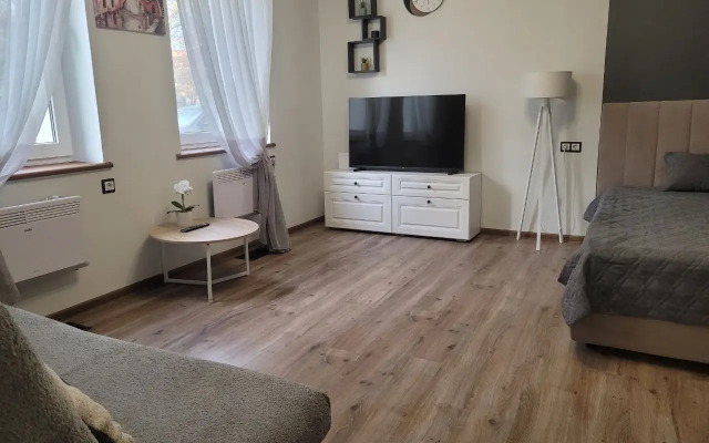 Na Oktyabryskoy, 1 Flat