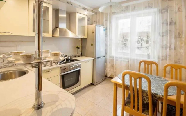 AppartDeLuxe na Ulitse 78-y Dobrovolcheskoy Brigady 21 Flat