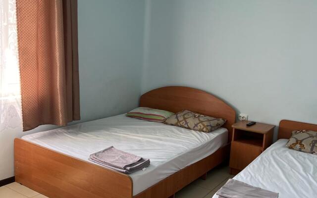 Do Vstrechi Guest House