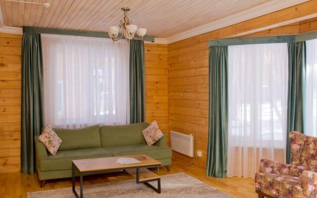 Ski Paradise Karakol Hotel