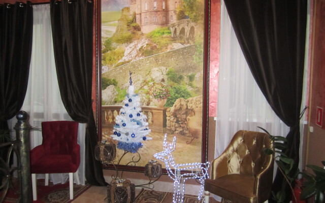 Golden Park Hotel