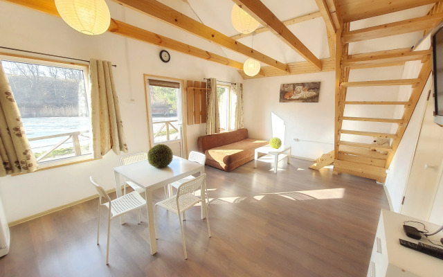 Aura Private House