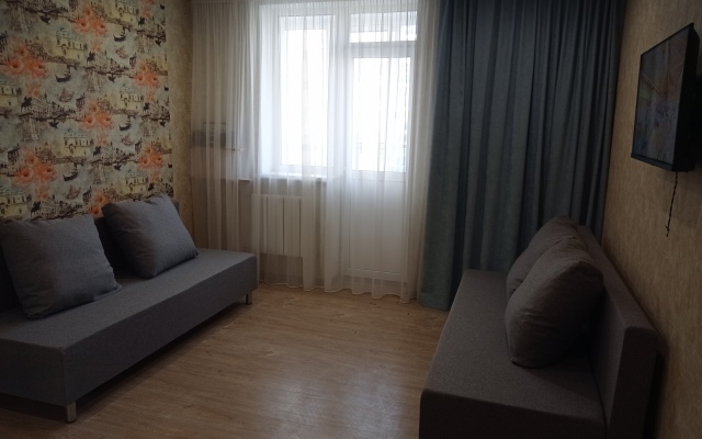Khizhina Dyadi Toma Flat