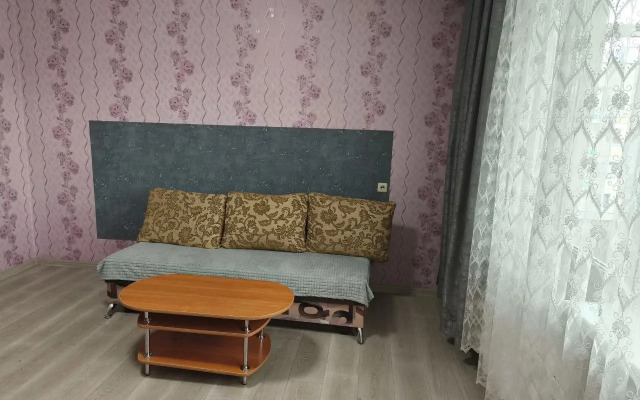 Квартира Двухкомнатная рядом ТРЦ Планета