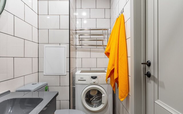 Uyutnaya S Novym Dizaynerskim Remontom Flat