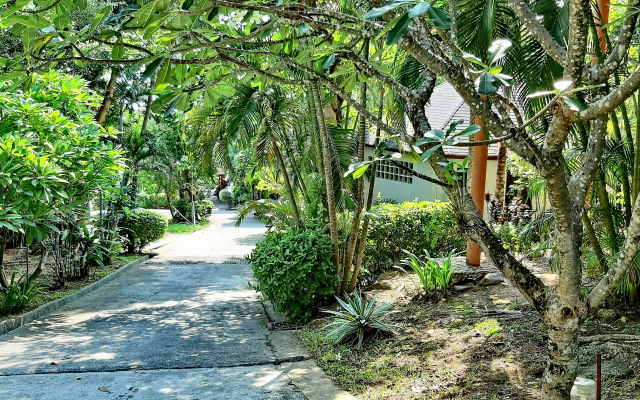 Chaweng Bayview Resort Hotel