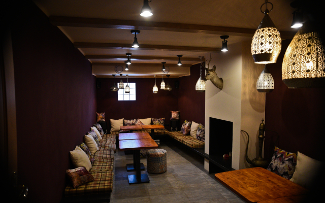 Lyzha Guest house